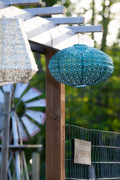 Stella Oval Wagon Wheel 9" Solar Lantern - Met Emerald