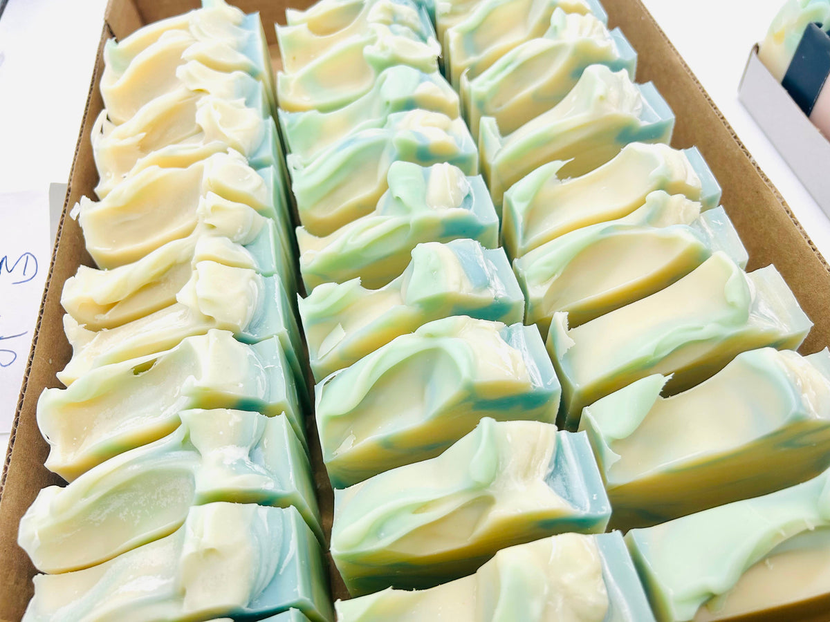 Island Escape Tropical Handmade Soap Bar (VEGAN)