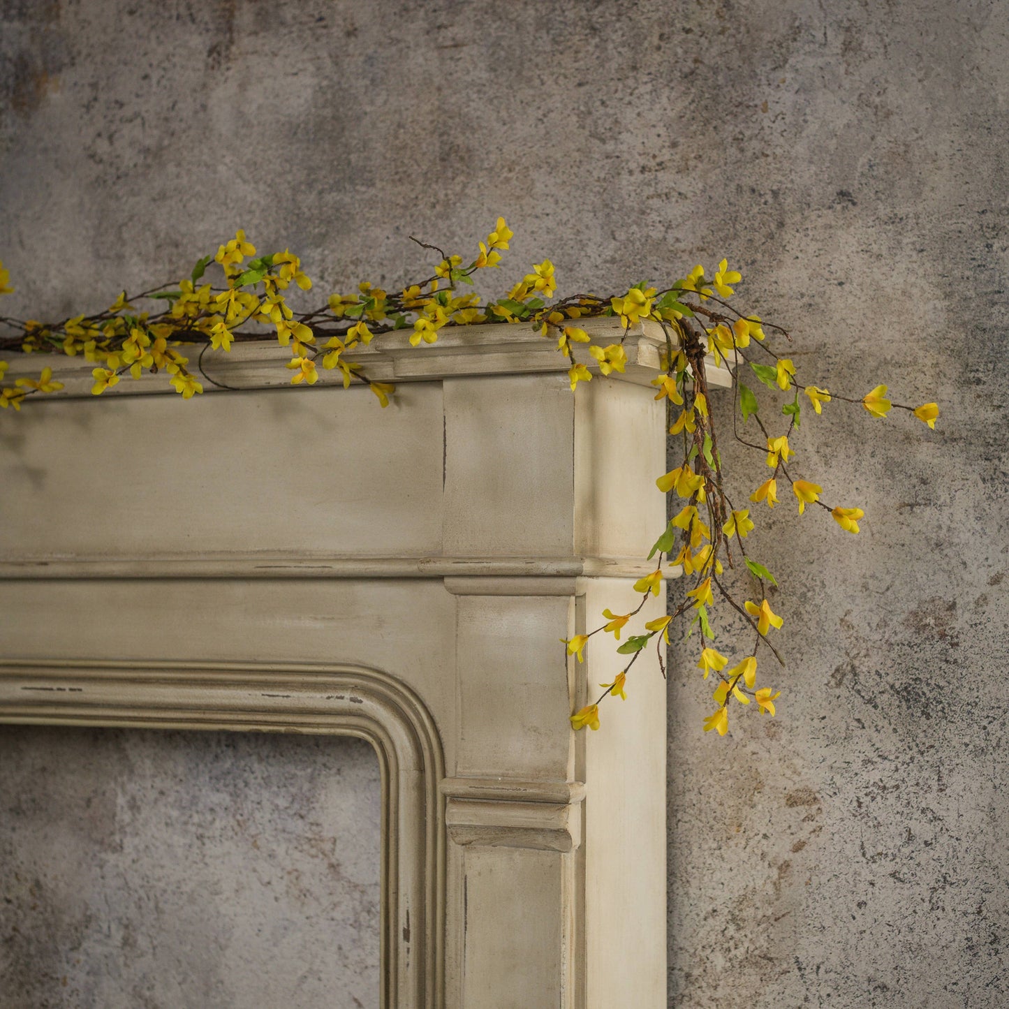 5' YELLOW FORSYTHIA GARLAND