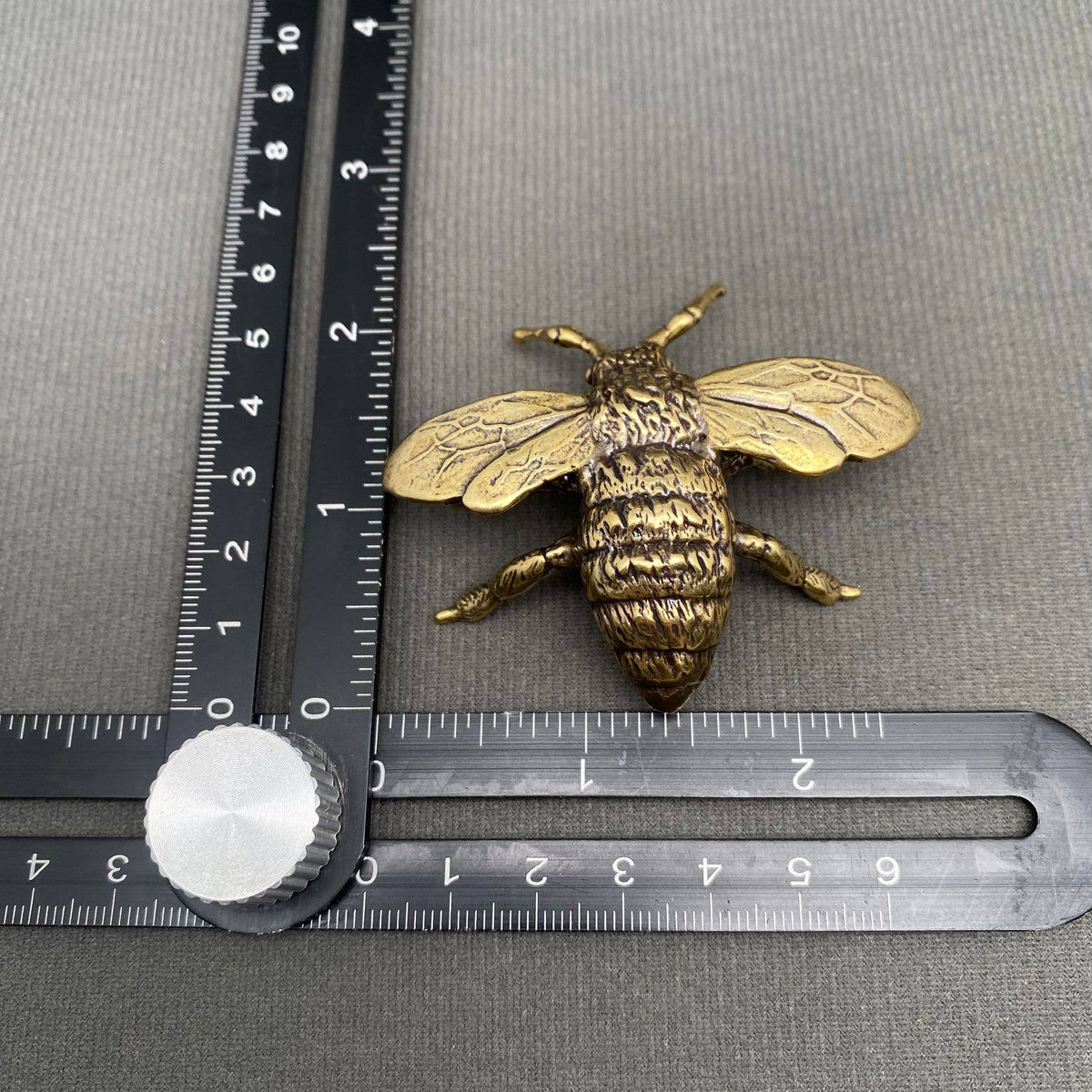 Brass Giant Bee Crafts Decoration Desktop Ornaments