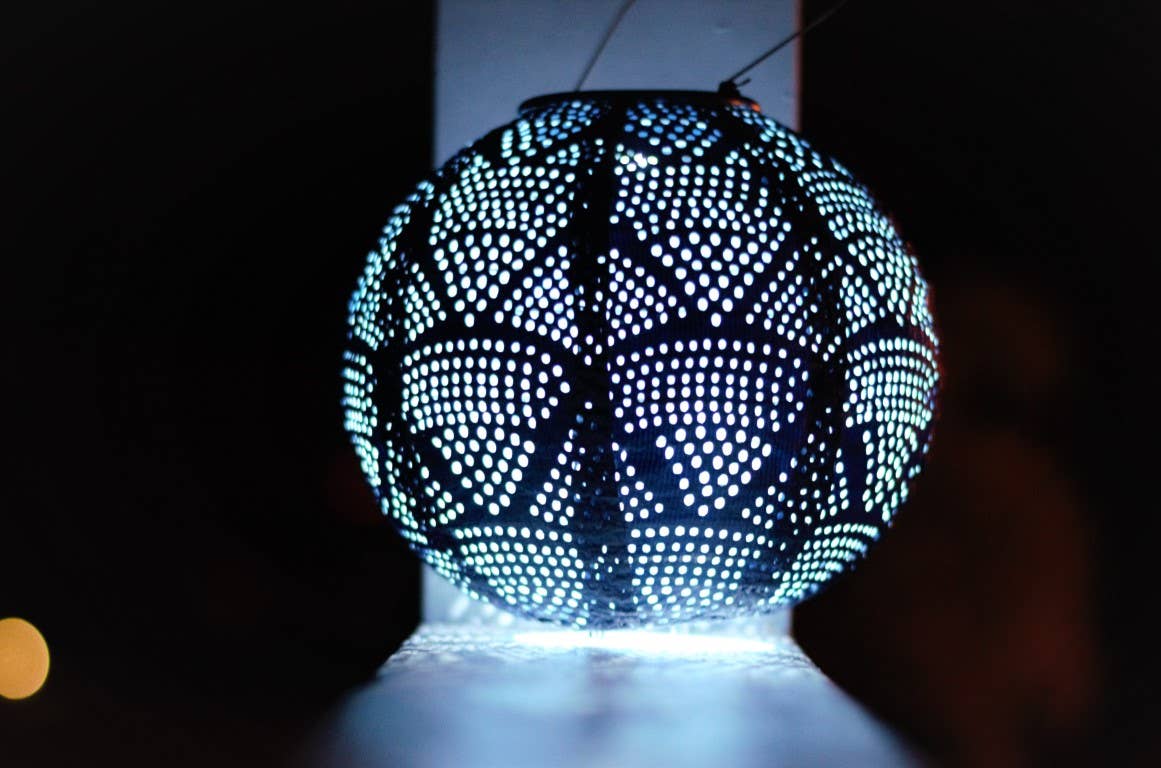 Stella Globe 8" Solar Lantern - Ultramarine
