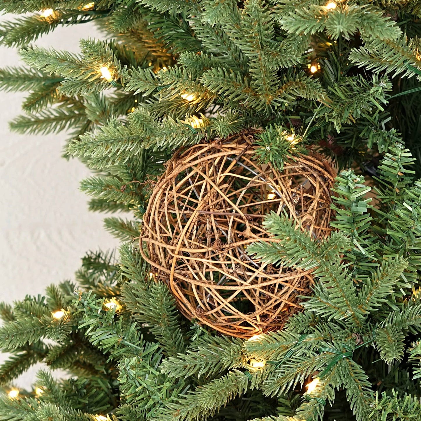 Grapevine Twig Ball-Brown 6"