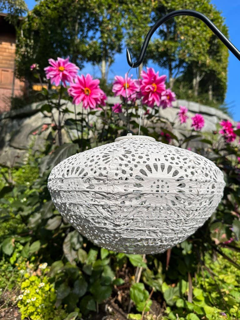 Stella Crown Chantilly Lace Solar Lantern - Porcelain