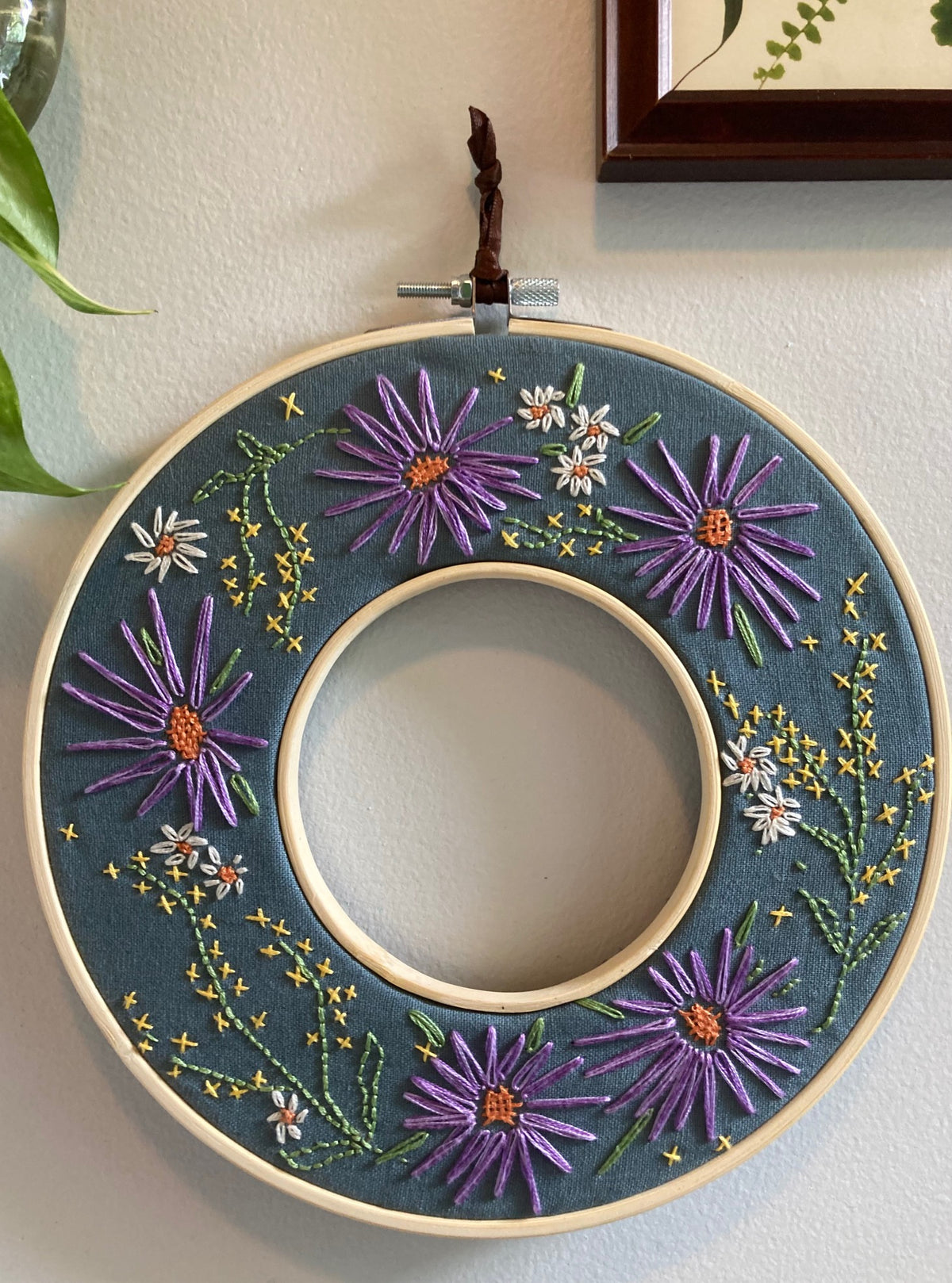 NY Native Embroidered Floral Wreath with Marcie Brozyna - Wed 11/4