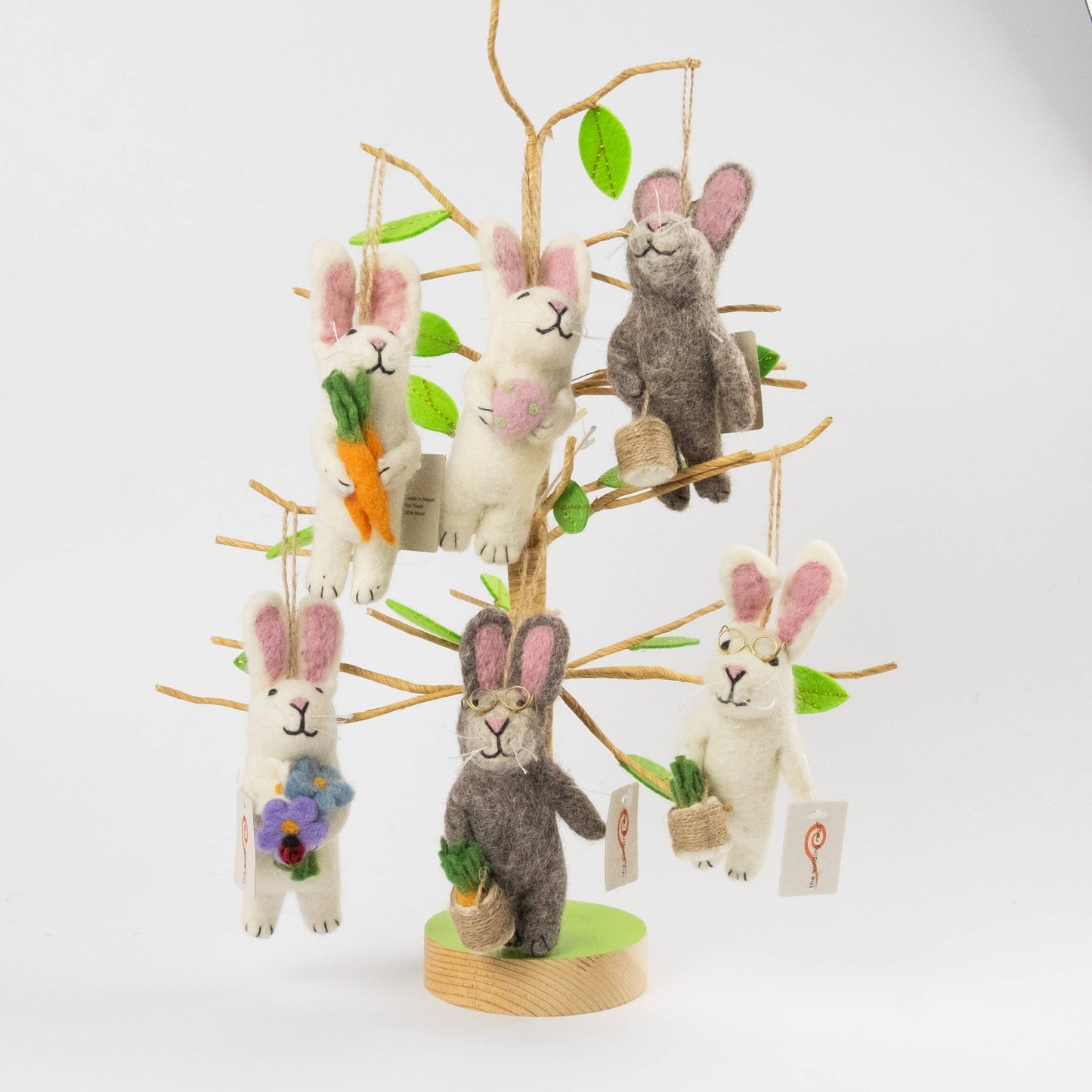 Ornament - Bunny with glasses and baskets
