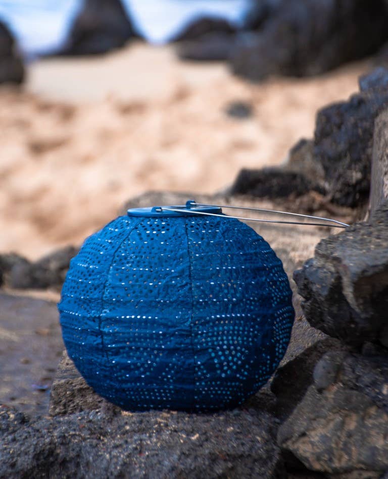Stella Globe 8" Solar Lantern - Ultramarine