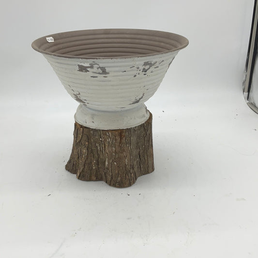 Distressed white Can and Bowl