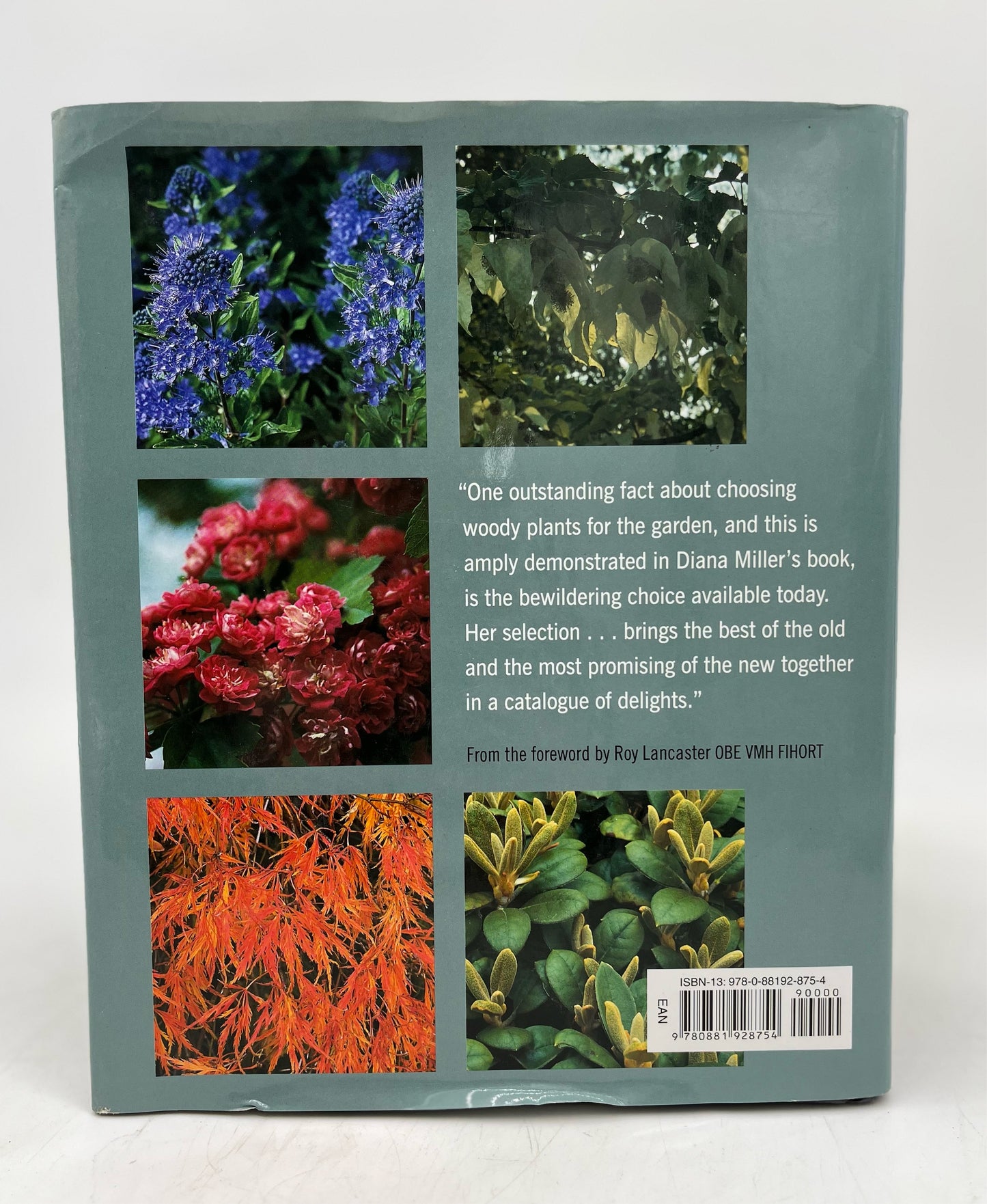 400 Trees and Shrubs for Small Spaces - Diana M. Miller